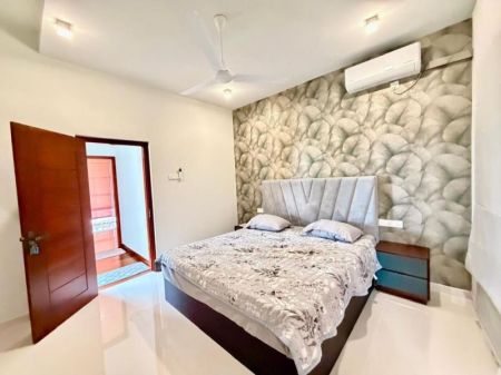 Bedroom - (SE1771)🏡 Luxury Fully Furnished Villa for Sale in Werahera, Boralesgamuwa