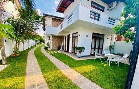 Exterior - Luxury House for sale in Ja ela - EH111