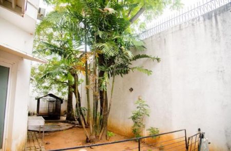 Exterior - 3 Story 4 Bedrooms House for Rent in Colombo 5 - EH227