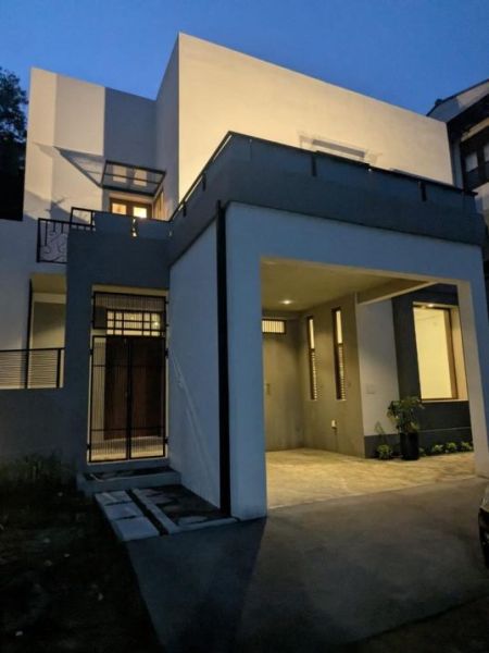 Exterior - House For Sale in Malabe 