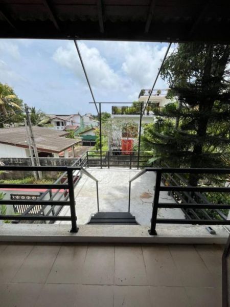 Exterior - House for Sale in Mal Mawatha, Boralesgamuwa
