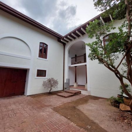 Exterior - House for sale in Rajagiriya
