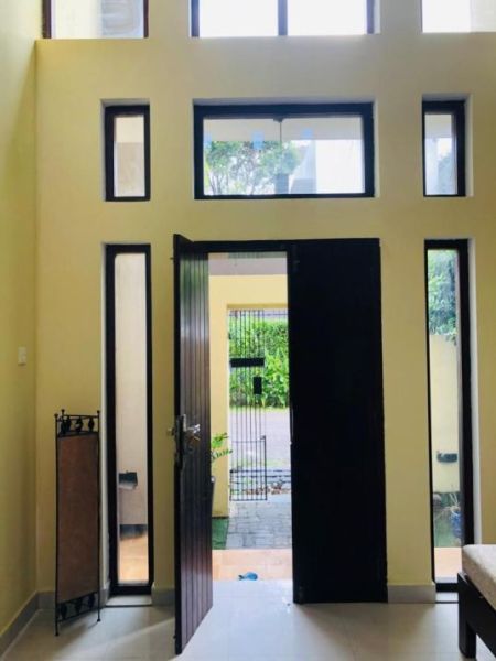 Living Room - Modern 5-Bedroom House for Sale in Malabe - EH347