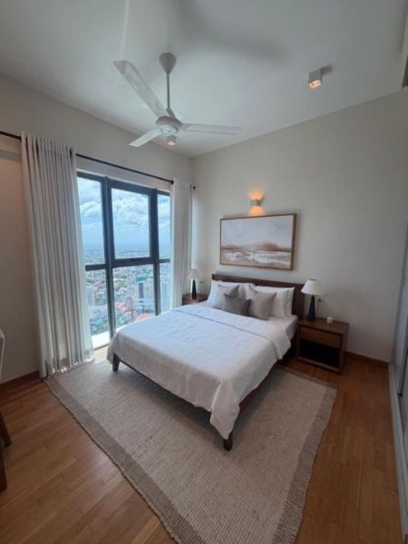 Bedroom - Luxury High-Floor 3BR Apartment for Sale with Viharamahadevi Park Views at Luna Towers