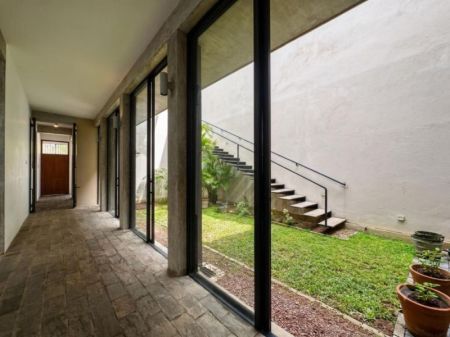 Exterior - House for sale in Thimbirigasyaya road, Colombo 5