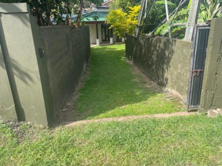 Exterior - Pelawatta : 2 AC BR (18P) Modern House for Sale