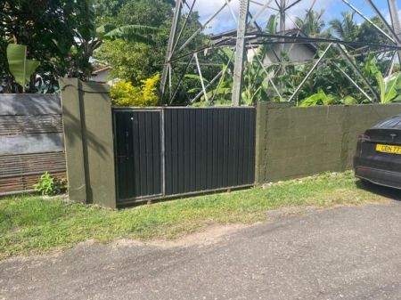Exterior - Pelawatta : 2 AC BR (18P) Modern House for Sale