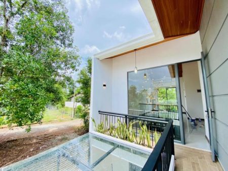 Exterior - Modern Luxury House for Sale – Athurugiriya