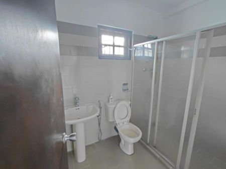 Bathroom - House For Sale in Pelawatte 