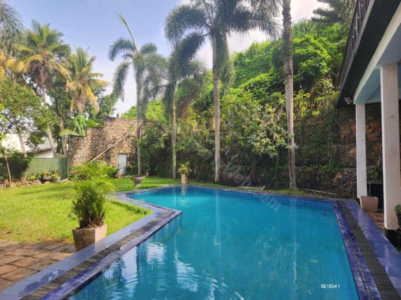 Exterior - House for sale in Colombo 5