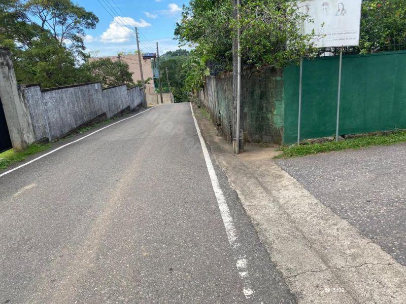 Bare Land for sale in Thalawathugoda