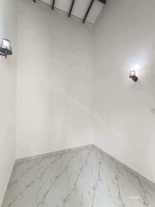 House for sale in Kadawatha