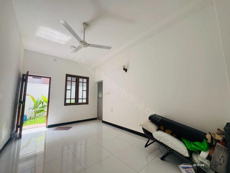 House for rent in Rathmalana