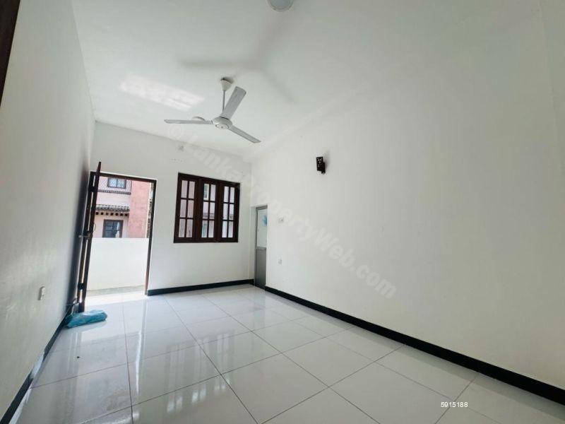 House for rent in Rathmalana