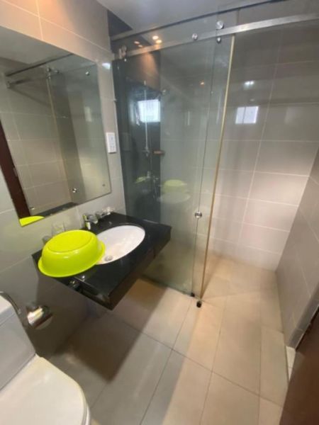 Bathroom - 5 Bedrooms Apartment For Rent in Colombo 2 On320- PDA141