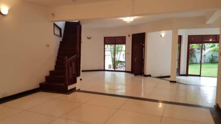 Living Room - 🏠House for Rent – Battaramulla - PDH387