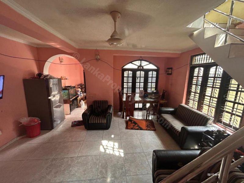 House for sale in Colombo 6