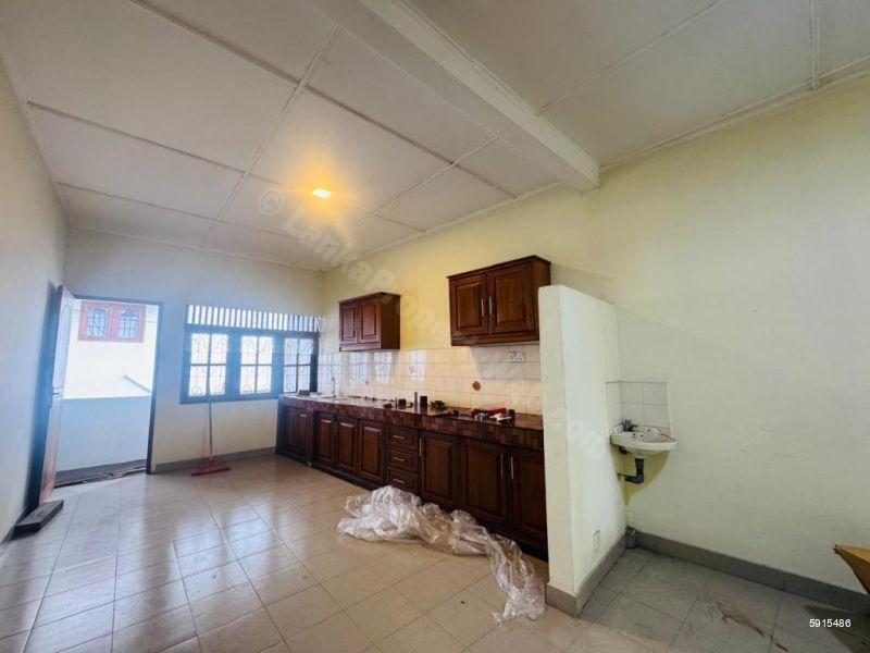 Kitchen - House for rent in Dehiwala