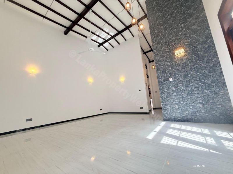 House for sale in Malabe