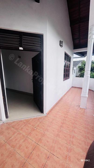 Balcony - House for rent in Katubedda