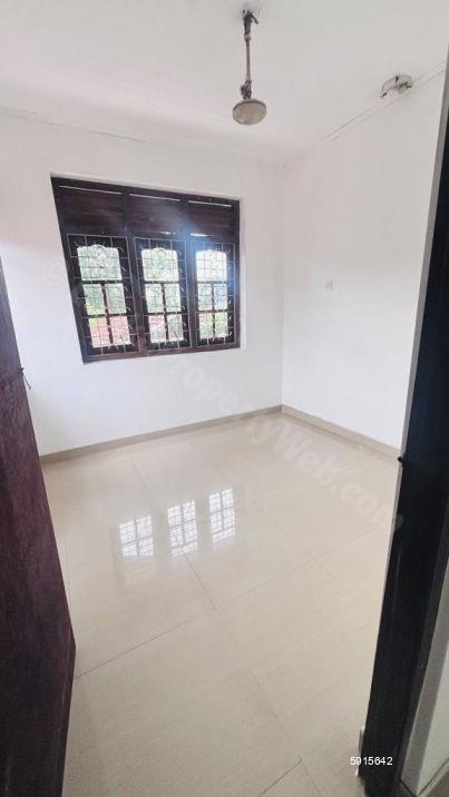 Family Room - House for rent in Katubedda
