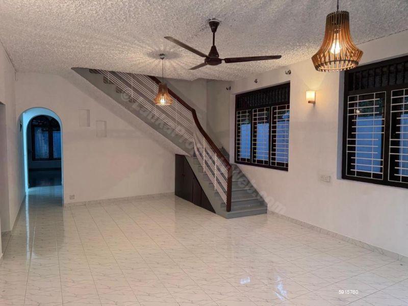 House for rent in Nawala