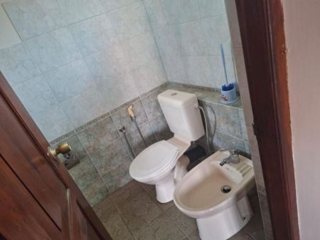 Bathroom - Luxury House for Sale or Rent in Battaramulla