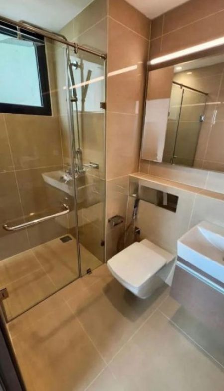 Bathroom - Marina Square - 01 Bedroom Semi Furnished Apartment for Sale in Colombo 15 (A6235)