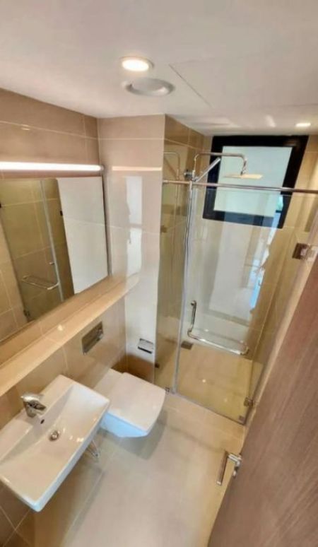 Bathroom - Marina Square - 01 Bedroom Semi Furnished Apartment for Sale in Colombo 15 (A6235)