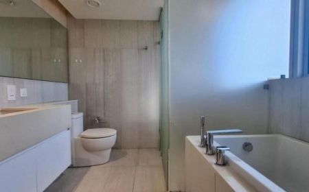 Bathroom - CCC - 03 Bedroom Unfurnished Apartment for Sale in Colombo 02 (A6145)