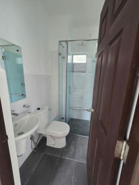 Bathroom - Santorini - 03 Bedroom Unfurnished Apartment for Rent in Negombo (A6255)