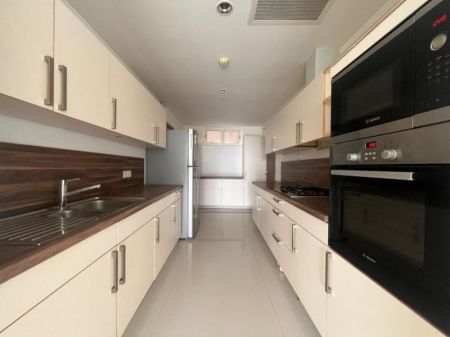 Kitchen - ￭ Clearpoint ￭ 03BR Luxury Apartment For Sale ￭ (NK107702)