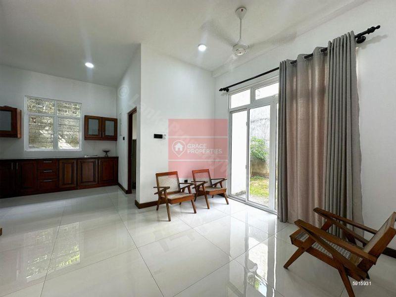 Living Room - House for rent in Pelawatte