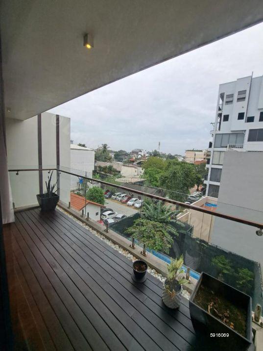 Exterior - House for rent in Colombo 3