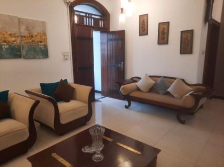Living Room - House For Rent – Kinsey road