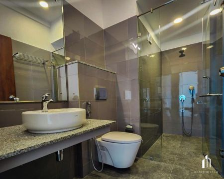 Bathroom - Iconic Galaxy, Rajagiriya - 02 Bedroom Apartment for Sale - Furnished - Above 10th Floor