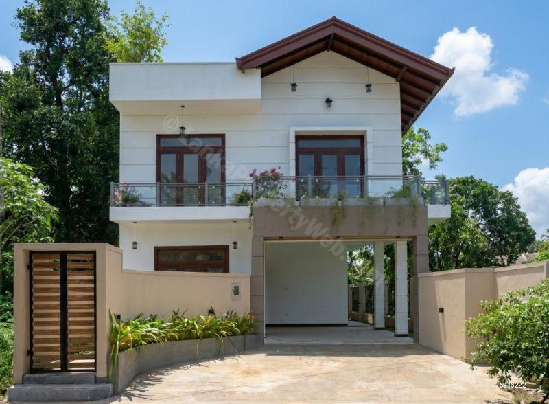 House for sale in Pannipitiya