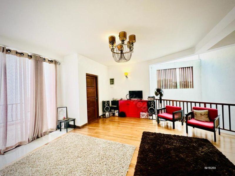 Living Room - House for rent in Nugegoda
