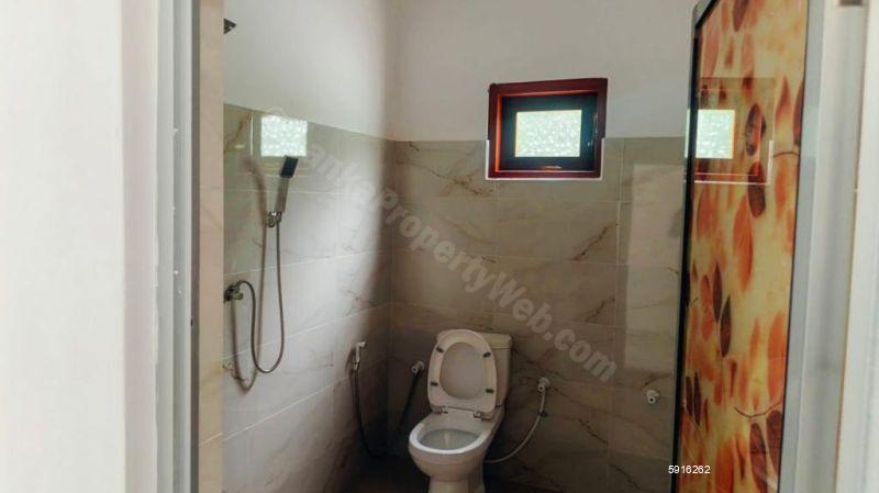 Bathroom - House for sale in Meegoda