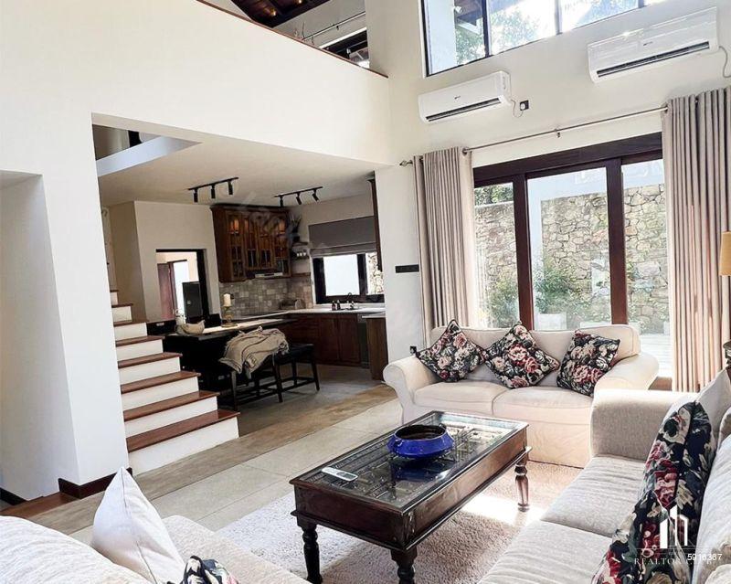 Living Room - House for rent in Pelawatte