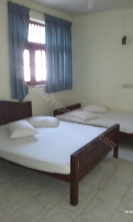 Commercial for sale in Dehiwala
