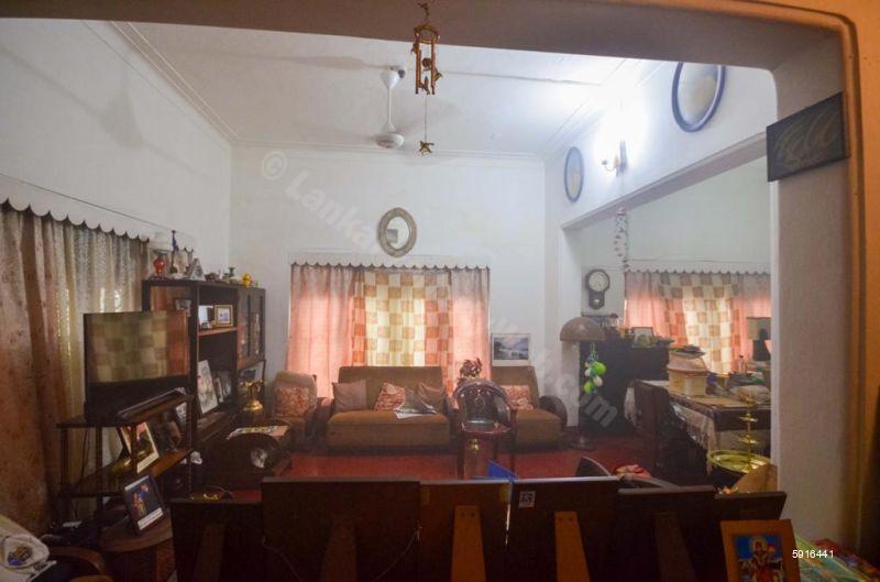 House for sale in Colombo 5