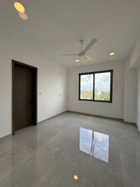 Bedroom -  Prive - 03 Bedroom Unfurnished Apartment for Sale in Colombo 05 (A5690)-SOLD