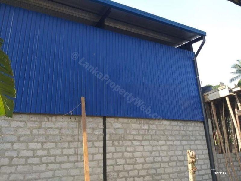 Commercial for sale in Welisara