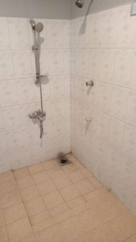 Bathroom - 10 Perch 2 Story House for Sale in Hokandara CVVV-A2