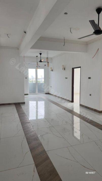 Bathroom - Apartment for sale in Colombo 10