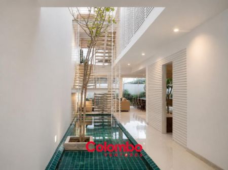 Living Room - Moratuwa House – 7 Room Watson Peiris Mawatha Luxury Twin Houses for SALE - Moratuwa    (HS-417)