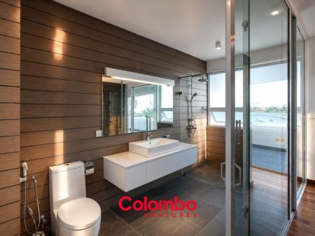 Bathroom - Moratuwa House – 7 Room Watson Peiris Mawatha Luxury Twin Houses for SALE - Moratuwa    (HS-417)