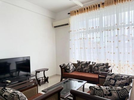 Living Room - 3 Bedroom Apartment for Rent at Kotte