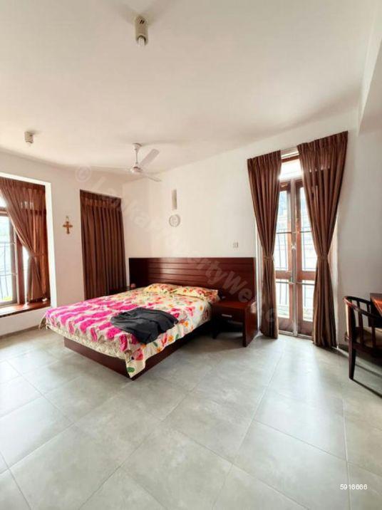Apartment for sale in Colombo 7